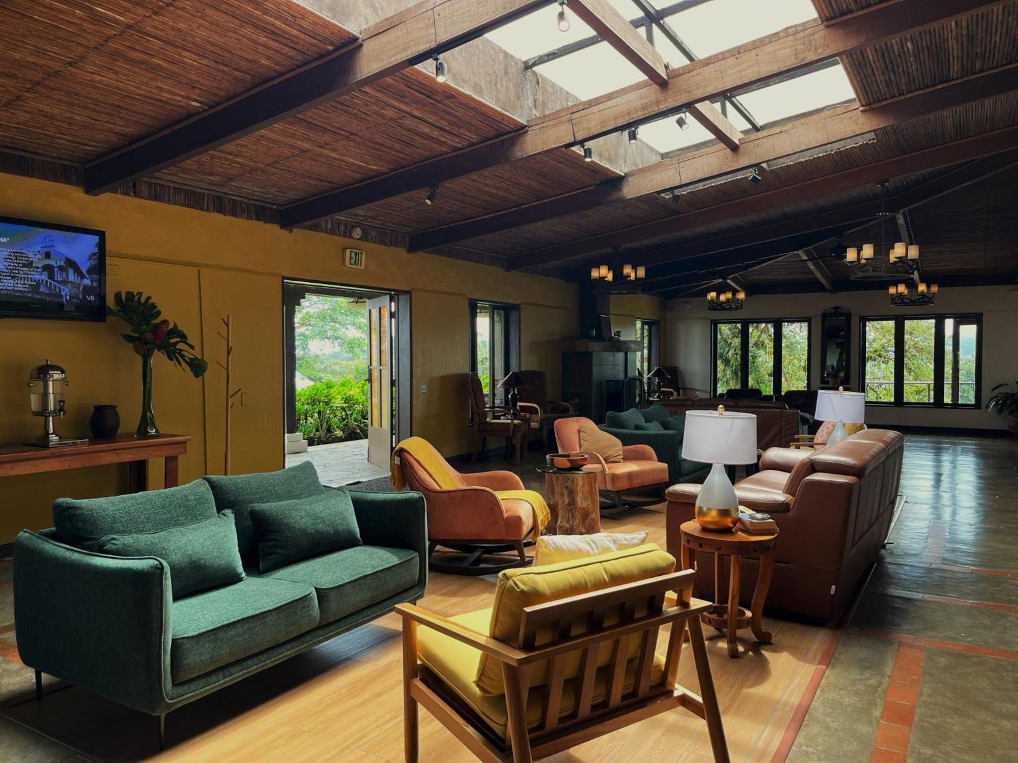 Villa Blanca Cloud Forest Hotel & Retreat San Ramón Buitenkant foto